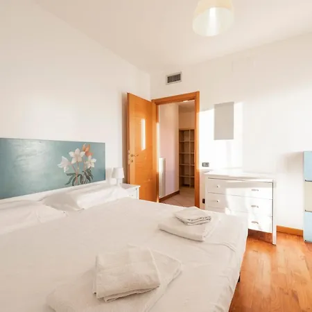 Leopolda Modern By Mmega * Florence